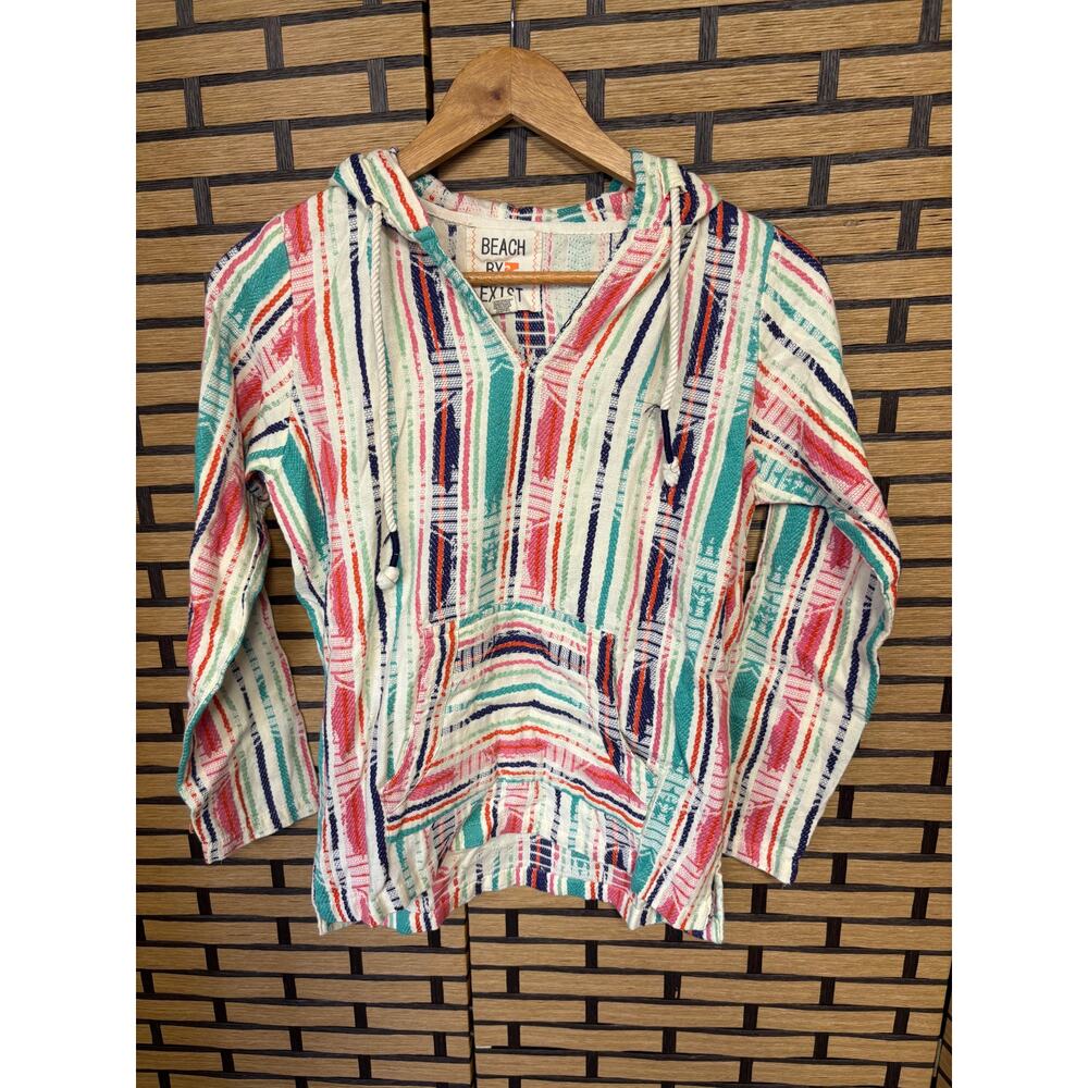 Beach By Exist Pullover Size Small